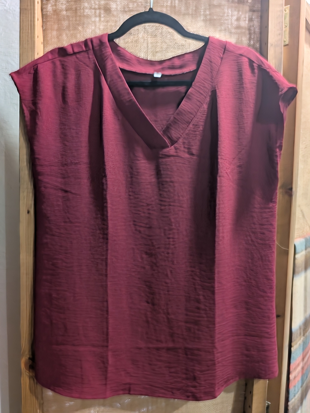 Classic V-Neck Cap Sleeve Blouse in Burgundy